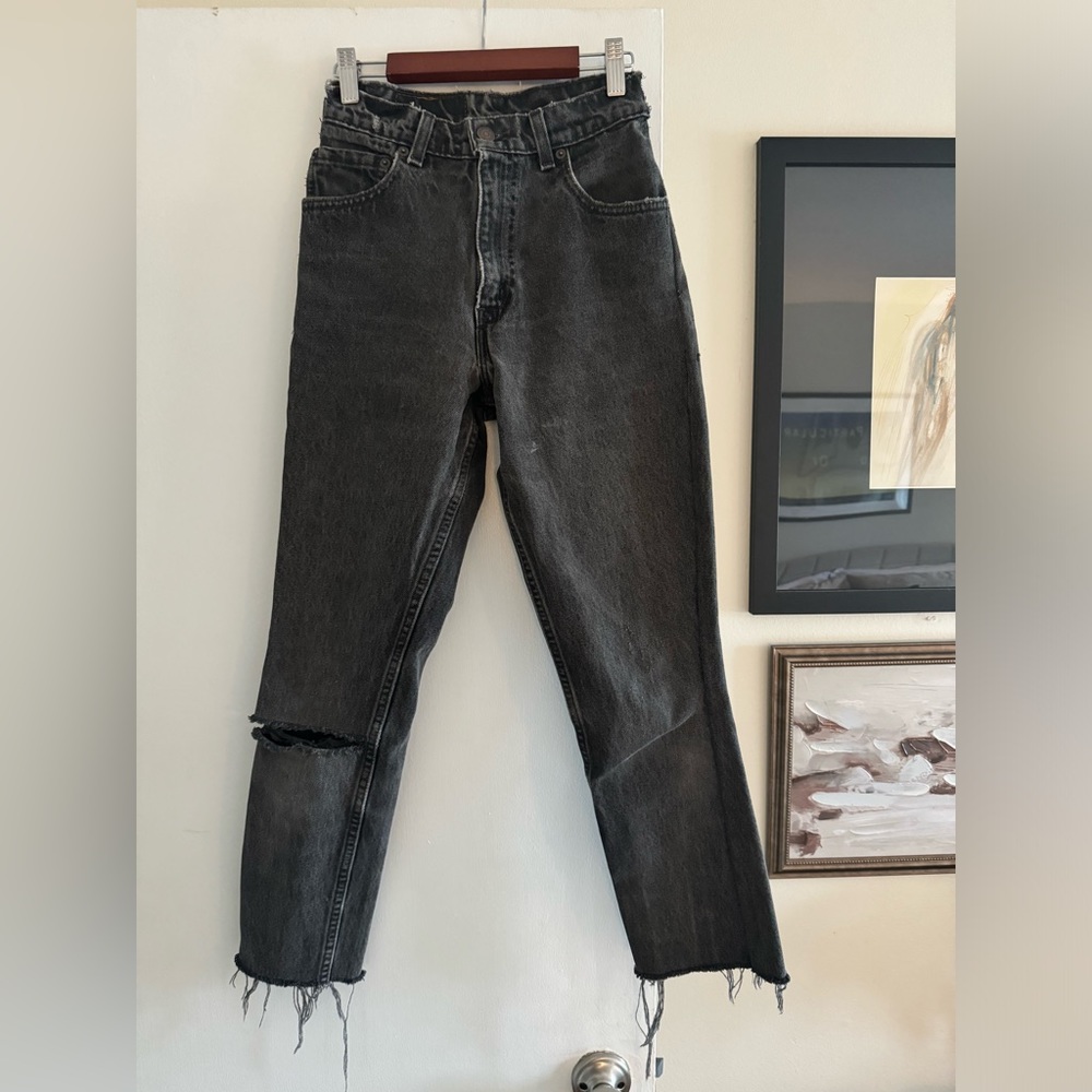 True Vintage Levi’s - Size 22/23